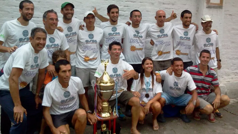 CAMPEONES. El Tucumán Team Los Andes se quedó con la corona en la edición 2015 de la Marathon Extreme 506K. FOTO GENTILEZA JOSÉ BRIGA