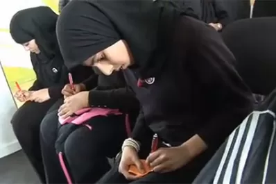 En algunos países, para las niñas educarse es de alto riesgo