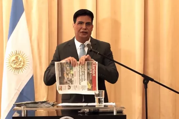 Tinelli parodió a Capitanich en su desembarco en YouTube