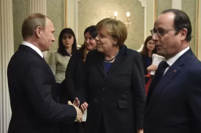 Más de siete horas de negociación en procura de la paz