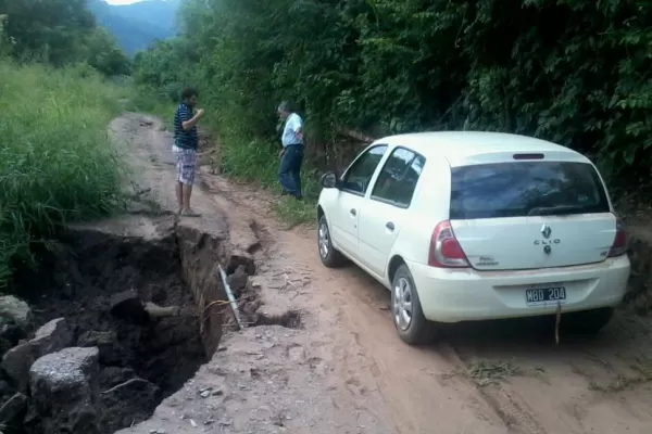 Un camino de Burruyacu desaparece de a poco
