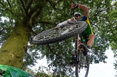 Vuelve la acción para los bikers