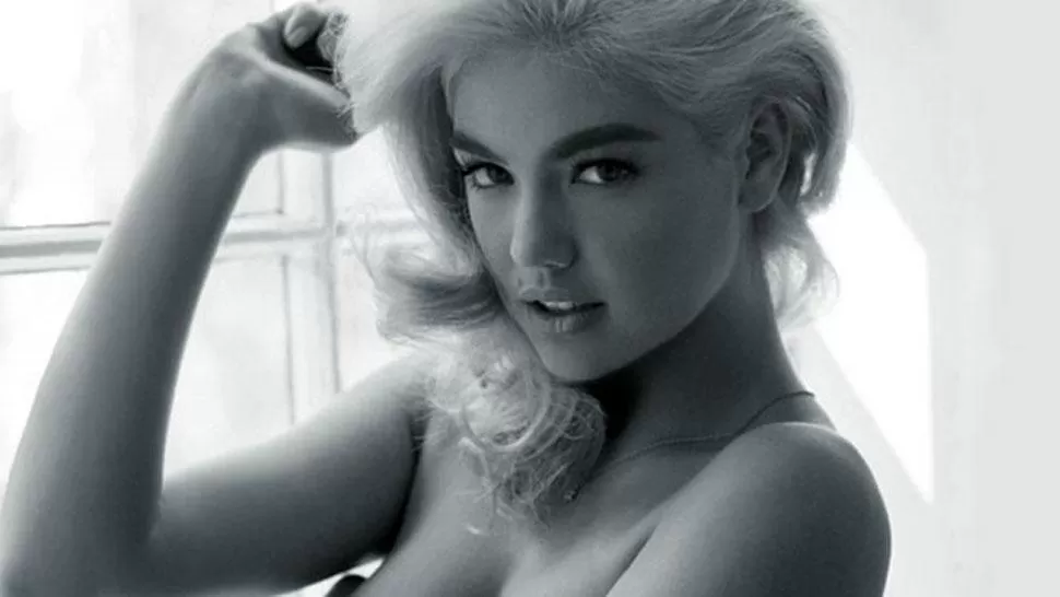 Kate Upton se animó a un topless al estilo Marilyn Monroe