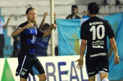 Menéndez le devolvió la calma a Atlético y al Monumental