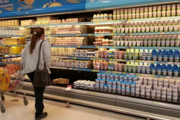 Las ventas en los supermercados crecieron 6,8% y aumentaron 10,8% en los shoppings
