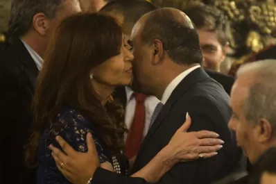 Cristina elogió a Manzur durante la jura del nuevo ministro de Salud