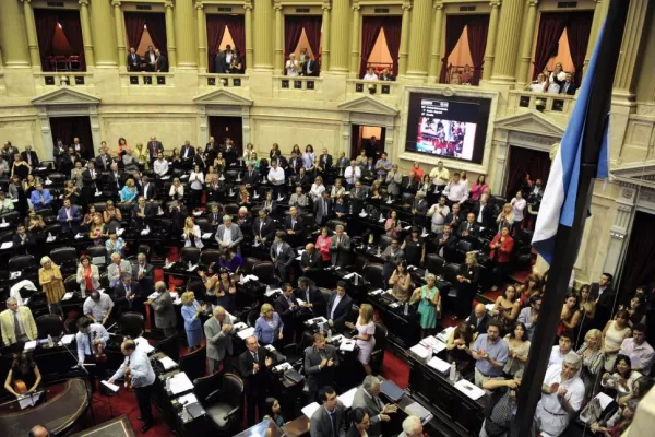 Diputados debatía la Ley de Inteligencia