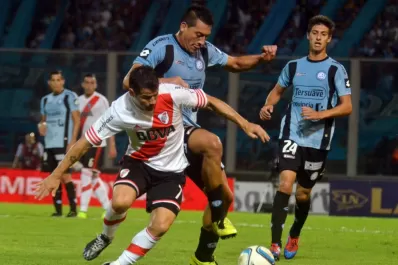 Mora le dio el 2-1 a River