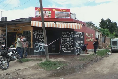 Una discusión familiar desató un incendio en una pollería en Jujuy al 3.300