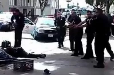 La Policía de Estados Unidos mató a un vagabundo en plena calle