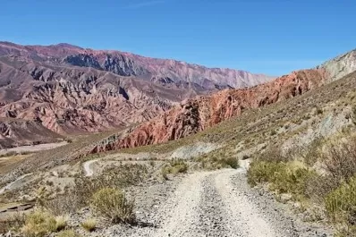 Abren el camino que une la Puna con las Yungas