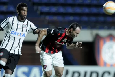 San Lorenzo perdió de local ante Corinthians