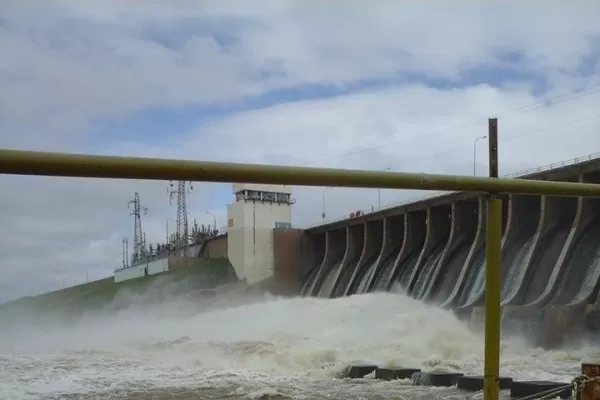 Suspenden un concurso y prohíben pescar en el Dulce