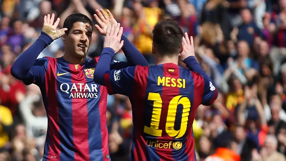 DINAMITA. Messi y Suárez componen una delantera explosiva que ilusiona a los hinchas catalanes. REUTERS
