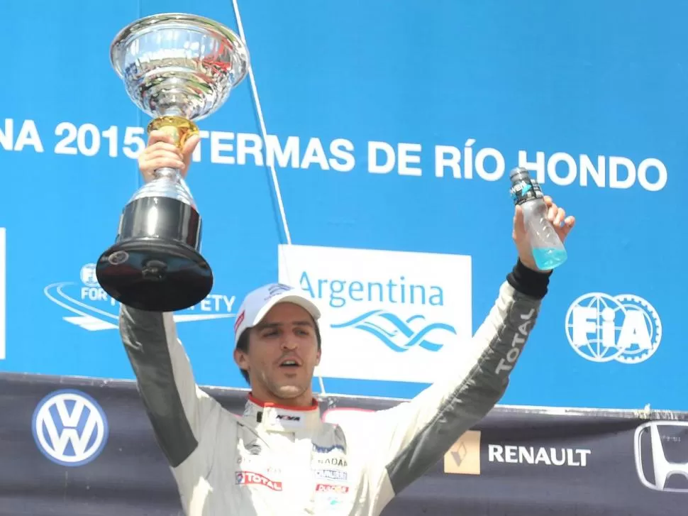 INESPERADO. Matías Rossi avanzó desde el noveno lugar hasta la victoria. FOTO de apat.org.ar 