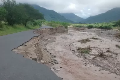 Desapareció parte del camino que lleva a la Quebrada de Lules