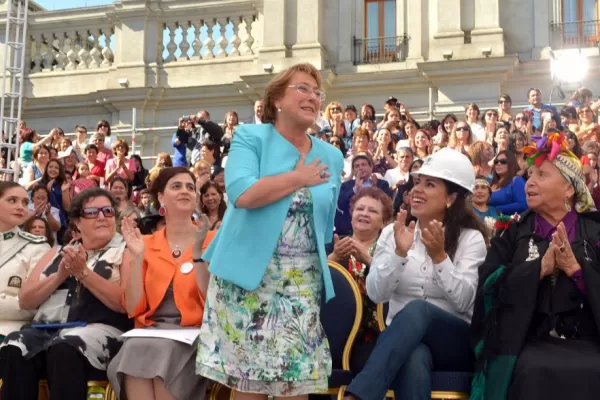 Bachelet sigue en el centro de un escándalo