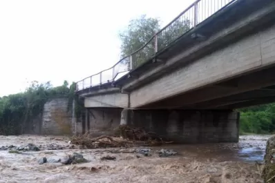 Hay 200 evacuados en Raco y en El Siambón, por la tormenta de anoche