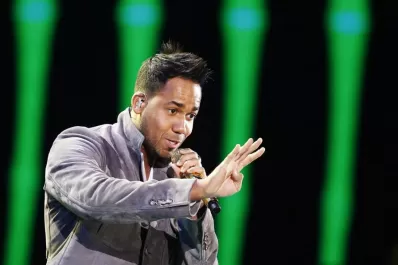 El rey de la bachata trae su combo sensual y romántico