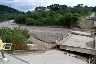 Conocé el estado de las rutas tucumanas y cuáles son los puentes cortados