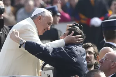 Francisco cumple dos años de Pontificado y el Vaticano le rinde homenaje