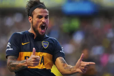 Boca venció a Defensa y Justicia y trepó a lo más alto