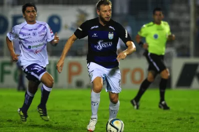 Empató Atlético y sigue en lo más alto