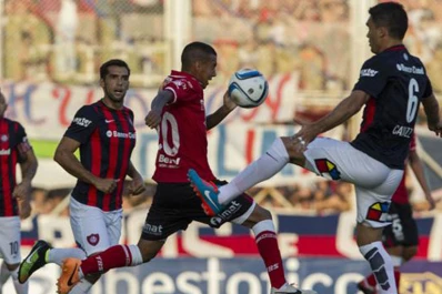 San Lorenzo superó a Huracán, en un clásico que volvió a jugarse después de cuatro años