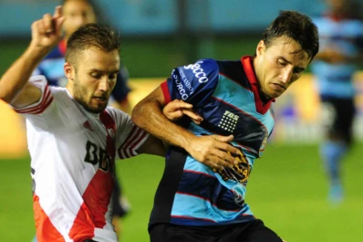 Arsenal y River quedaron mano a mano: 3-3