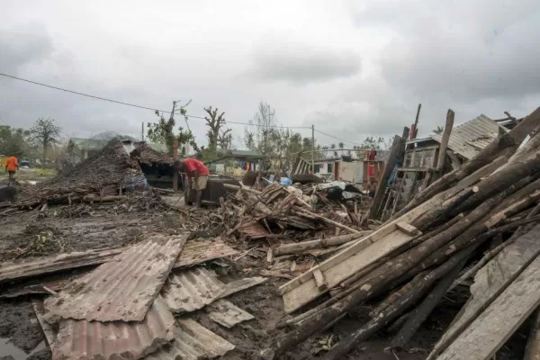 El ciclón Pam arrasó con las islas de Vanuatu