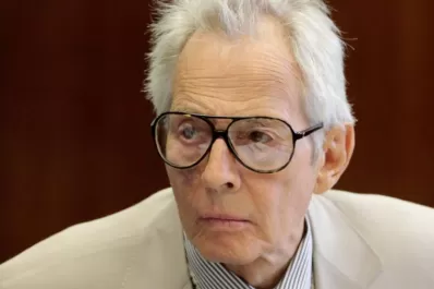 El magnate Robert Durst confesó tres asesinatos en su propio documental