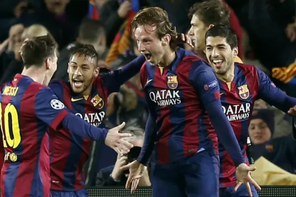 Asistencia magistral de Messi y doblete de Tevez para las victorias de Barcelona y Juventus