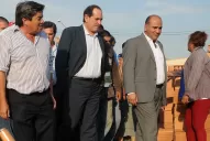 Alperovich garantizó los sueldos para los municipios