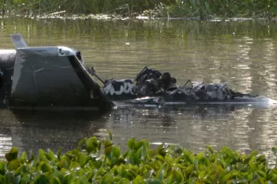 Recuperaron los restos de pilotos y pasajeros del avión accidentado en Uruguay