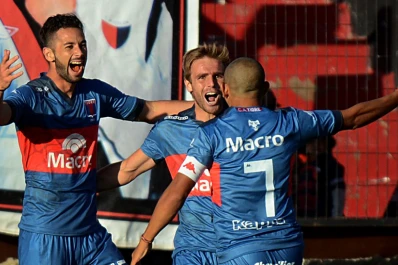 Tigre venció a Colón en Santa Fe