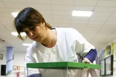 Andalucía rinde el primer test electoral español