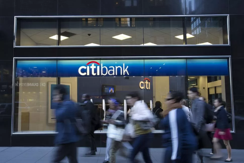 ALIVIO. El Citibank podrá pagar los intereses de títulos de la deuda. Aparentemente, no continuará con la operatoria de custodia de esos bonos.  reuters 