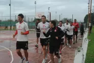 Bossio, que sufrió el debut desde afuera, está listo para volver en San Martín