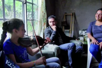 “Divino Niño”: Leo Sbaraglia viene a una función benéfica