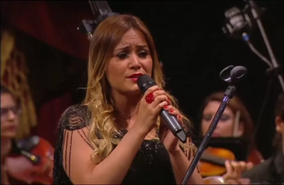 Karina La Princesita cantó en el teatro Colón