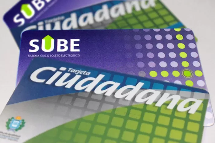 PLÁSTICOS. La Nación aplica en la “SUBE” el modelo tucumano, con base en la tarjeta “Ciudadana”.  