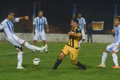 Atlético perdió el invicto en Tandil, ante Santamarina