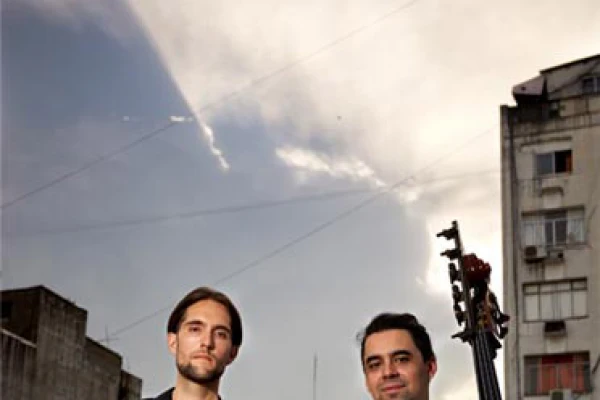 Banjo y contrabajo, juntos y poderosos