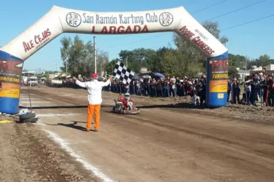 El primer gran grito en la 200cc A fue para López