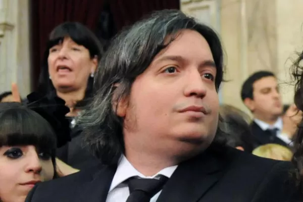Piden que se investigue a Máximo Kirchner y a Nilda Garré
