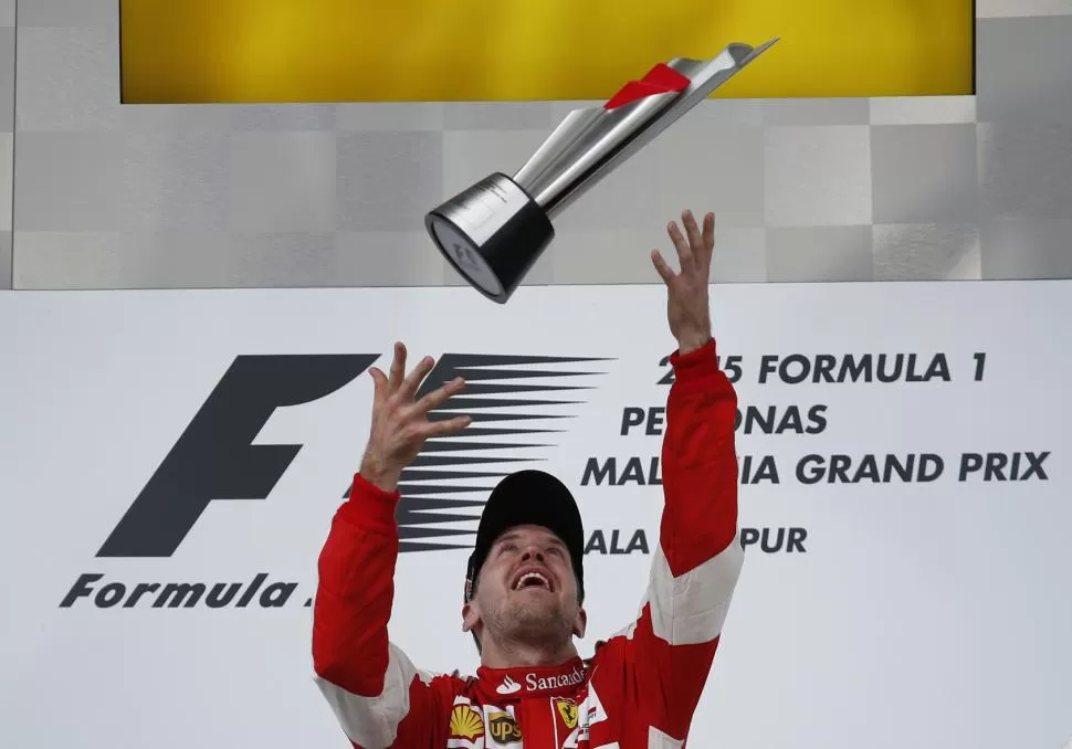 FELIZ. Vettel cortó una larga sequía de Ferrari y personal. REUTERS