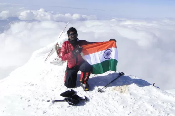 Un montañista indio desaparecido en la cordillera de los Andes, fue encontrado muerto