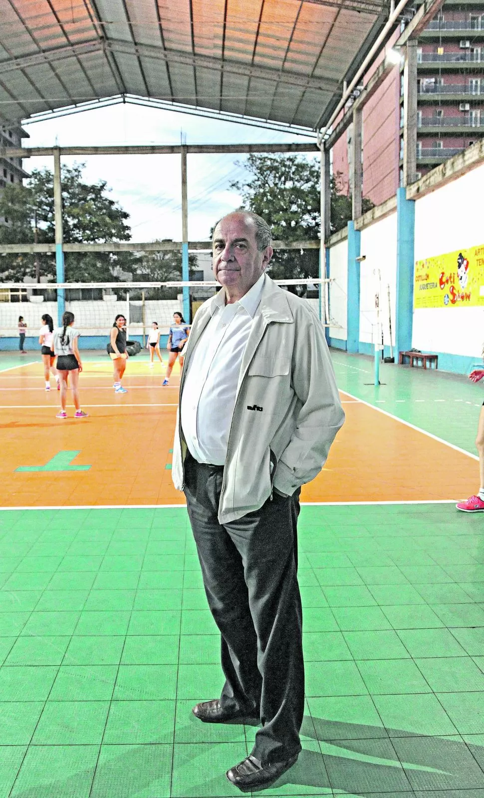 SU SEGUNDO HOGAR. Alfredo Cozzitorti le dedica muchas horas a Tucumán de Gimnasia, uno de los clubes tradicionales de la provincia. 