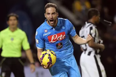 Arsenal ofertaría U$S 50 millones por el pase de Higuaín