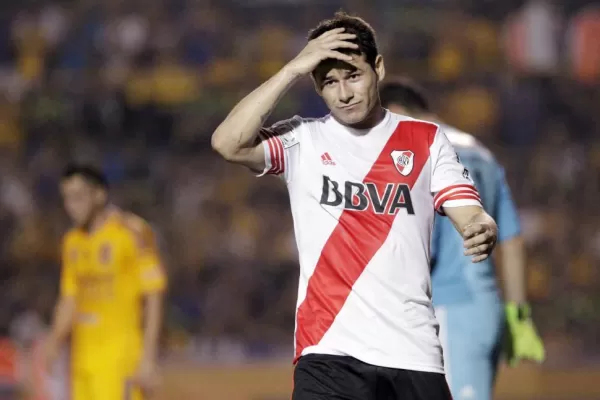 Con agonía, River empató en México y sigue vivo